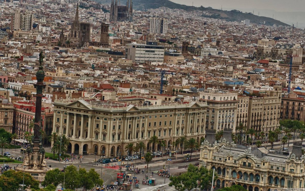 The architectural style of Barcelona city | city wallpaper