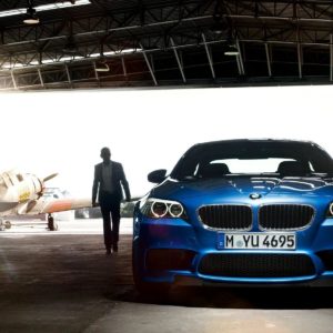 download Wallpapers: 2012 BMW M5