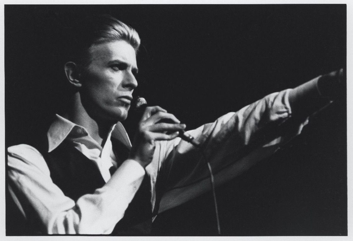 Images For > David Bowie Wallpaper Heroes