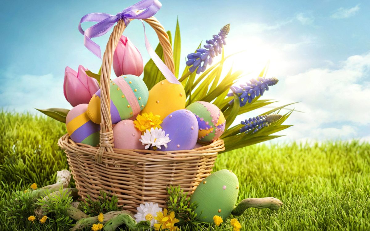 Colorful Easter eggs Wallpaper #