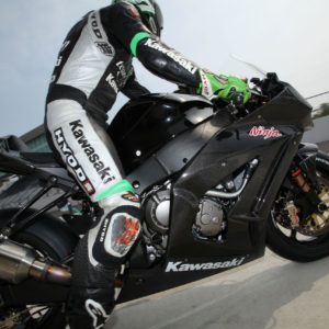 download Kawasaki Ninja Sport Bike Wallpapers, Images, Pictures, Snaps, Photo …