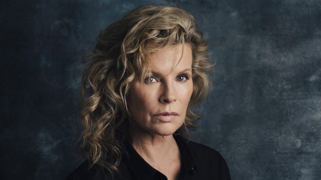 50+ Kim Basinger Wallpapers
