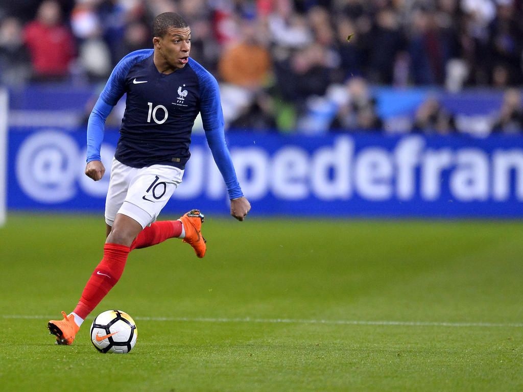 Matchs amicals » acutalités » Mbappe shines as France cruise past Russia