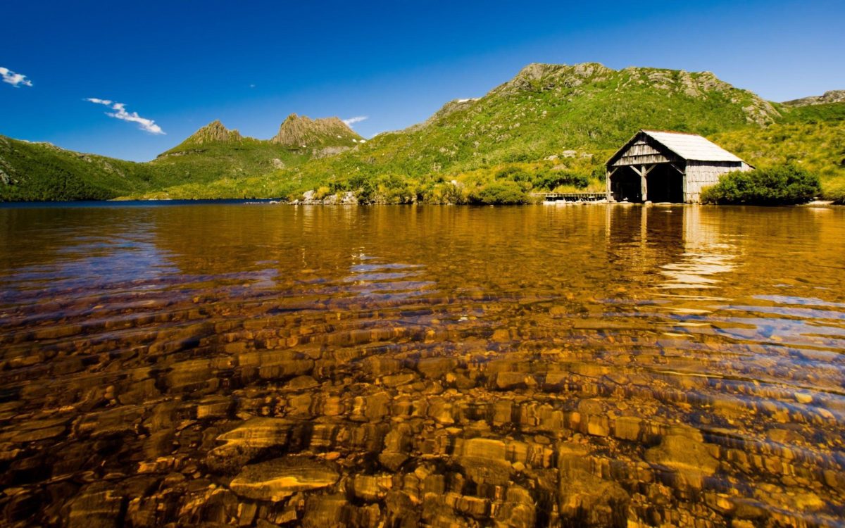 Download the Shallow Boathouse Lake Wallpaper, Shallow Boathouse …