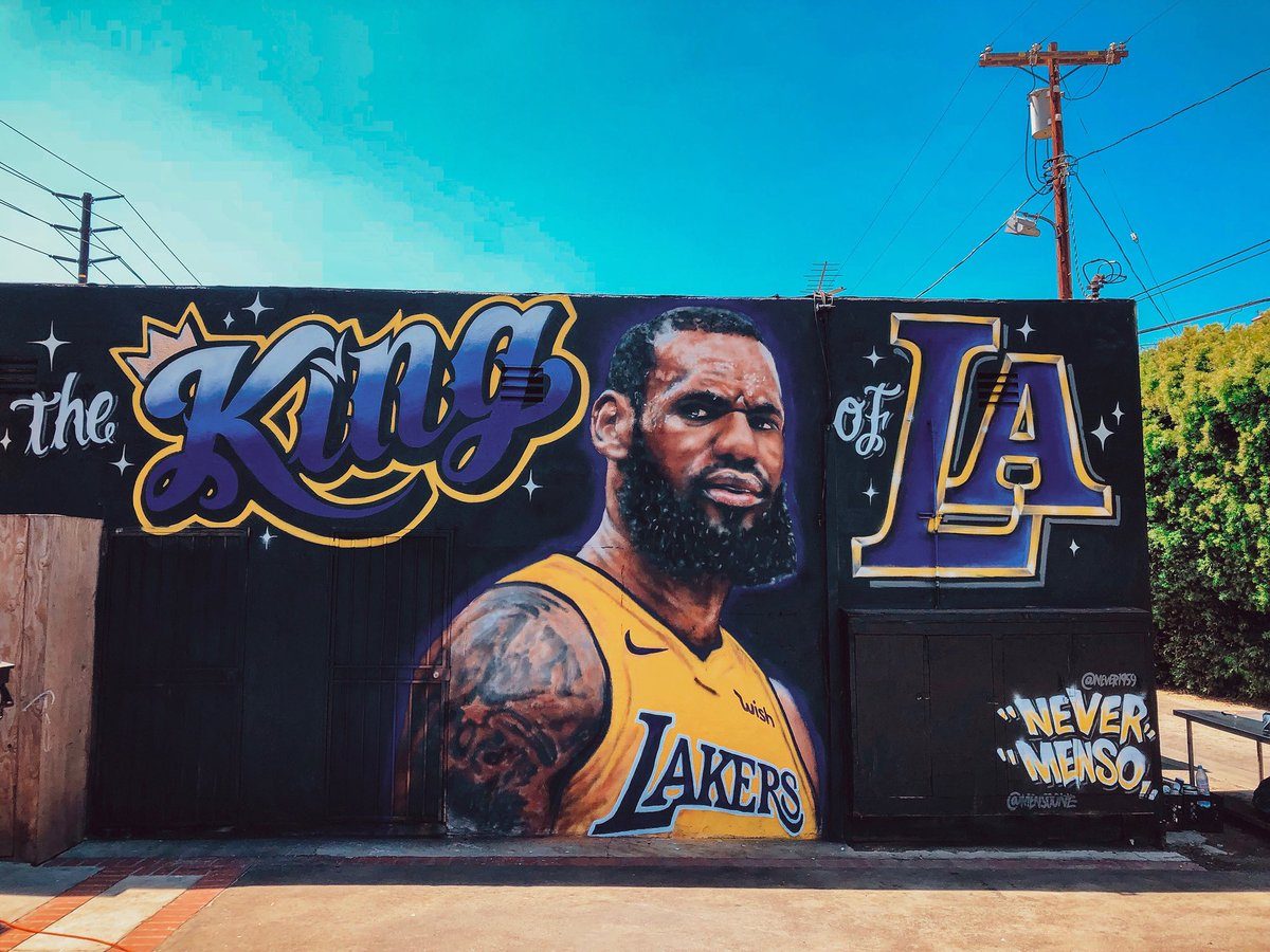 Lebron James Lakers mural