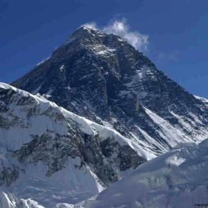 download Mount-Everest-Wallpaper3.jpg