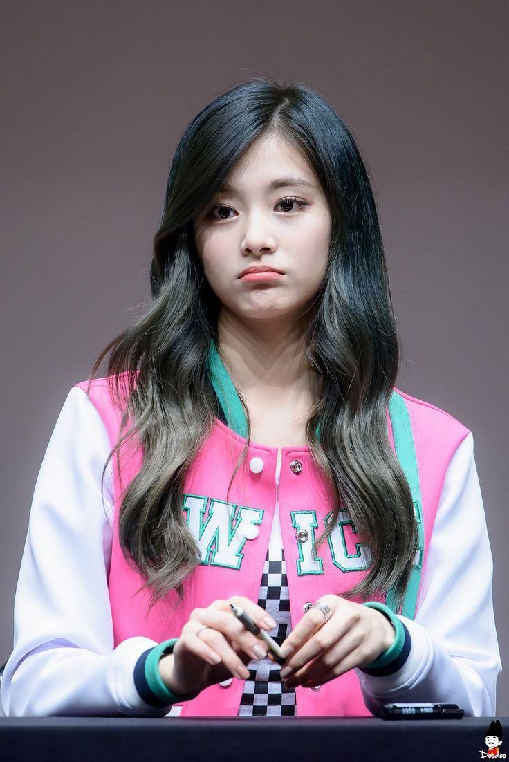 72 best images about #tzuyu on Pinterest | Blue hair, Be kind and …