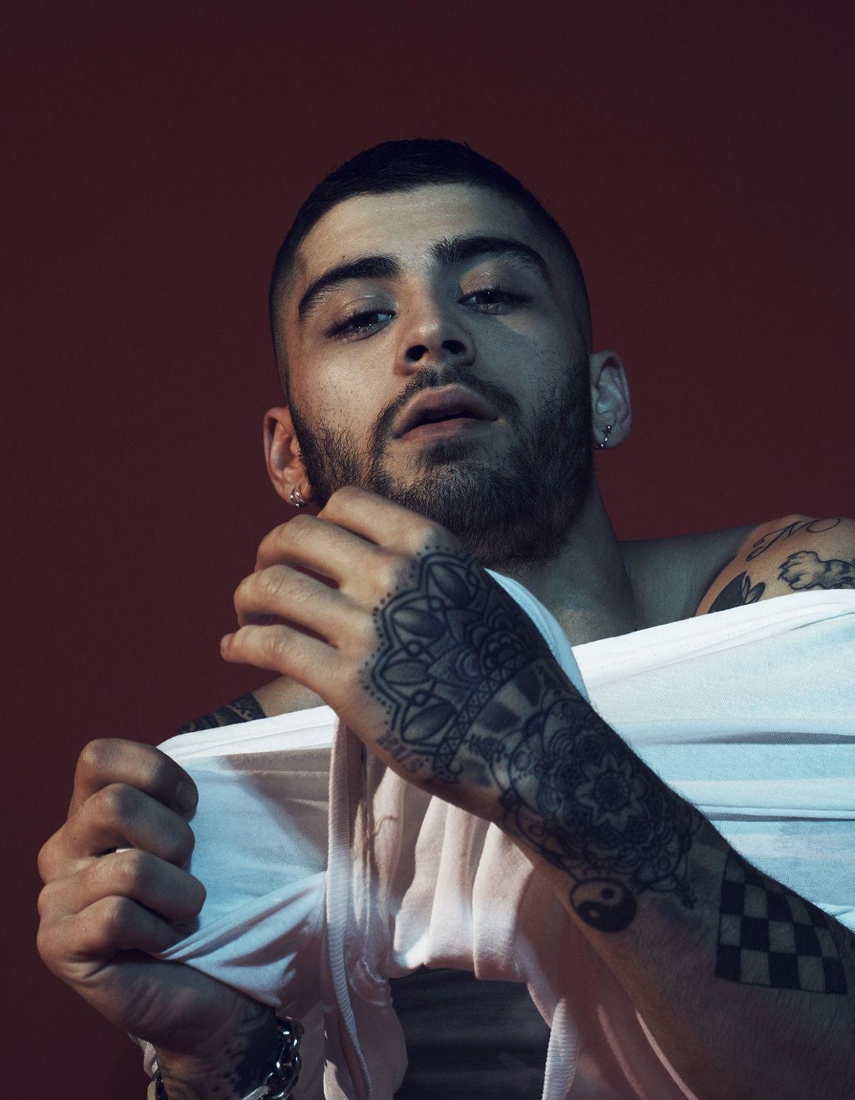 Zayn Malik’s Paper Magazine Cover Story: One Direction & More …